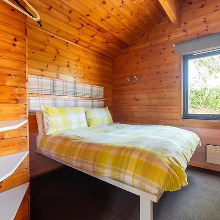 Beech By Interhome Chalet Launceston